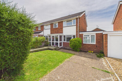 Aylesbury, HP21 - property photo