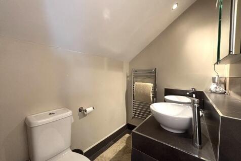 processed-A665429...