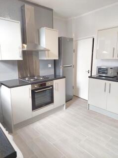 5-bed terraced on 71 Barber Road, Crookesmoor, S10 - £70pppw, £559/mo