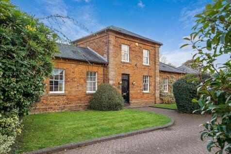 Northampton, NN4 - property photo