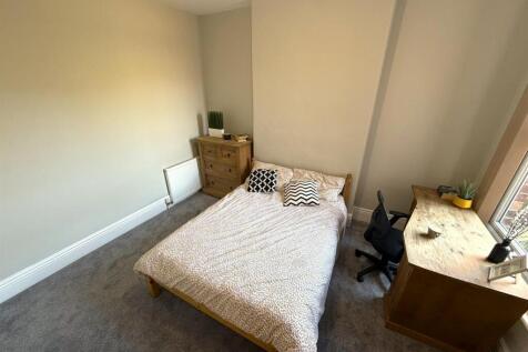 30 (4) Rossington Road, Sheffield photo 4