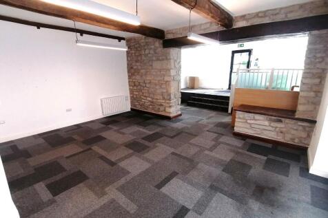 Retail Property (high street) to rent Image 4