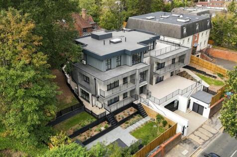 Edward Place, Claremont Lane, Esher photo 4