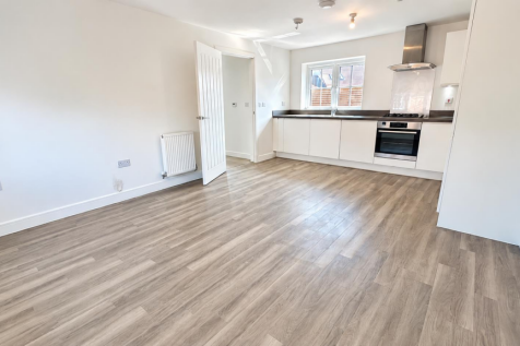 Lounge/Kitchen