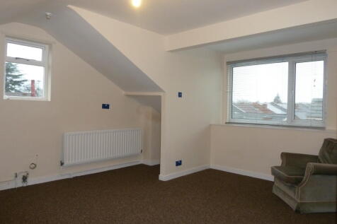 Flat 3 3 St Marys Crescent, Leamington Spa photo 4
