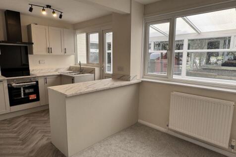 Courtenay Close, Northport, Wareham photo 3