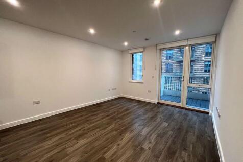 Sidon Apartments, Acton Gardens, W3 8JQ photo 4