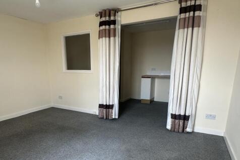 Birchwood Close, Rotherham, South Yorkshire, S66 photo 3