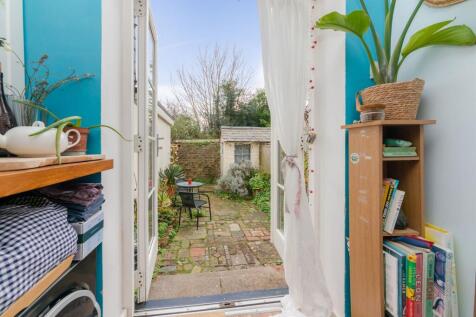 Property Image 16