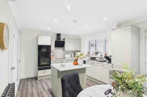 CAM04914G0-PR0262...