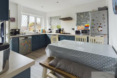 CAM01073G0-PR0137...