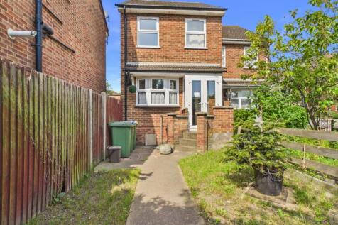 Presented by Gemma at EweMove Bexleyheath and Dart