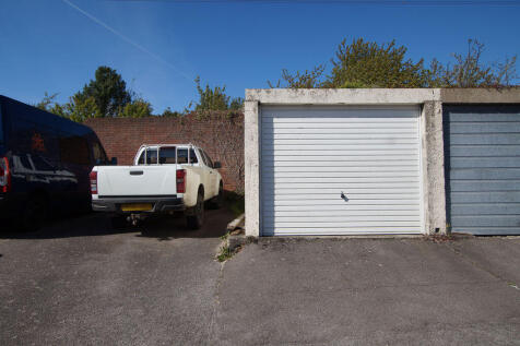 Garage &amp; Parking