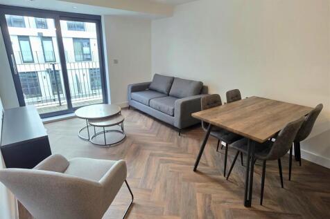 Dining/Lounge