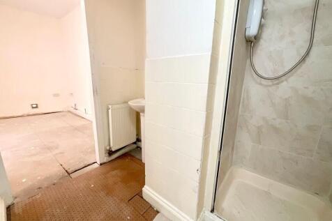 Shower T202602231607.jpg