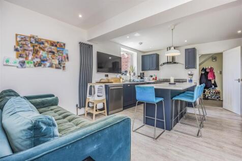 Mill Road, Westbourne-PorticoMarketing-Nexa-07.JPG