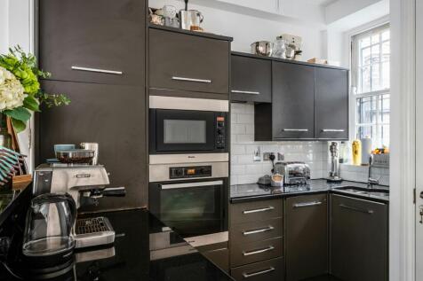 Hanbury St 4A - 6.jpg