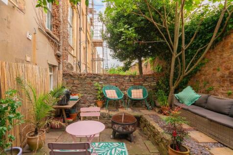 G0F2WPCN - External I.jpg