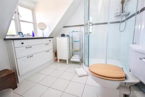 En Suite Shower Room