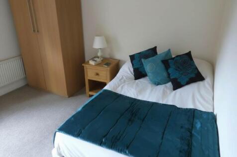 BEDROOM 1 84 WIGAN R
