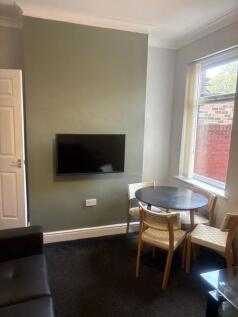 4-bed terraced on Nichols Street, Salford, M6, £2,902/mo