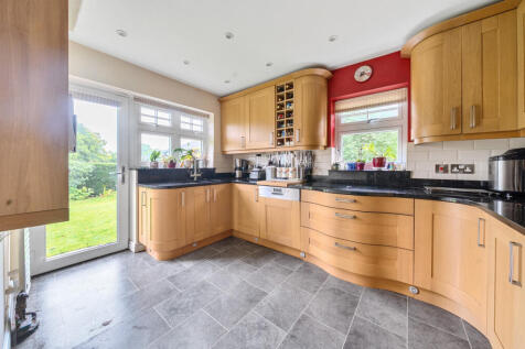 1355752-15-68cbe0...