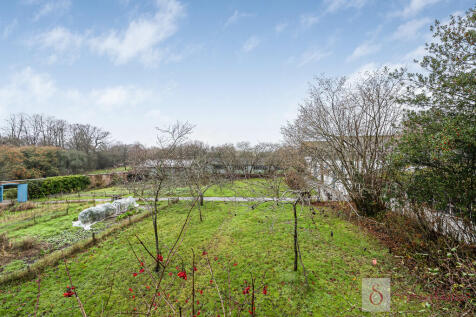 18_69849_watermar...