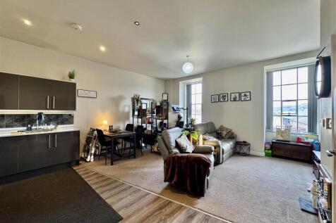 OPEN PLAN LIVING, DINING KITCHEN