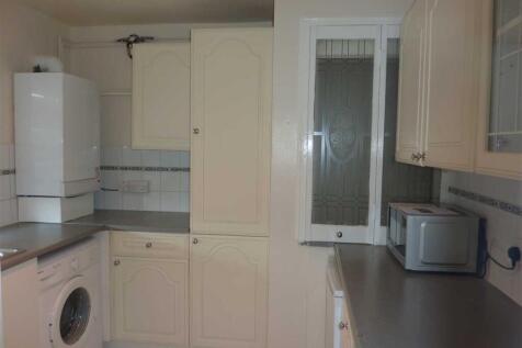 The Weymarks, Weir Hall Road, London photo 2