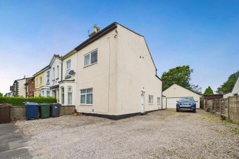 Ormskirk, L39 - property photo
