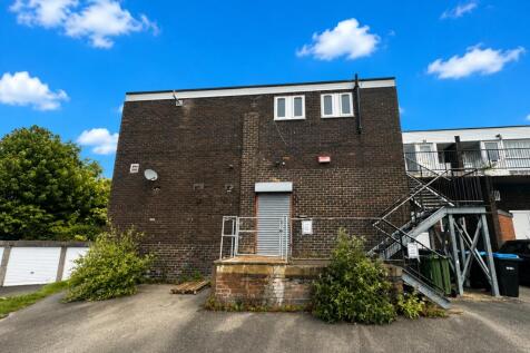 Retail Property (high street) to rent Image 7