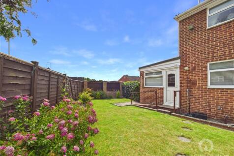 Carisbrooke Walk, Darlington, Durham, DL3 photo 5