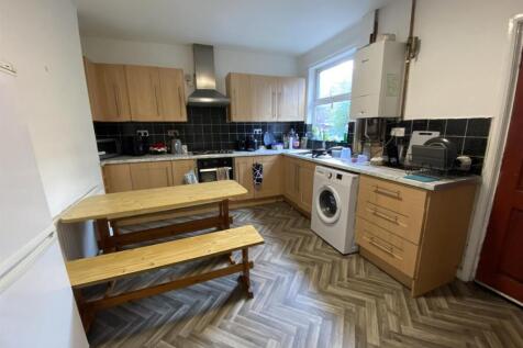 Greville Street, Longsight, £132pppw photo 4