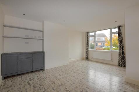 Living Room 3.jpg