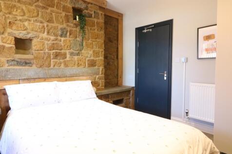 Ark Farm House Room 2 1 .JPG
