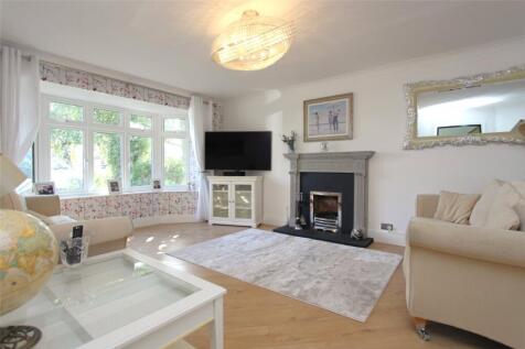 Trinity Road, Rayleigh, Essex, SS6 photo 4