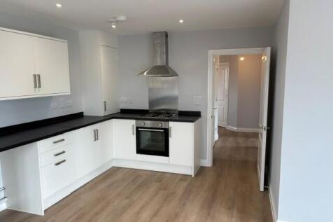 Constancia Court, Newport photo 3