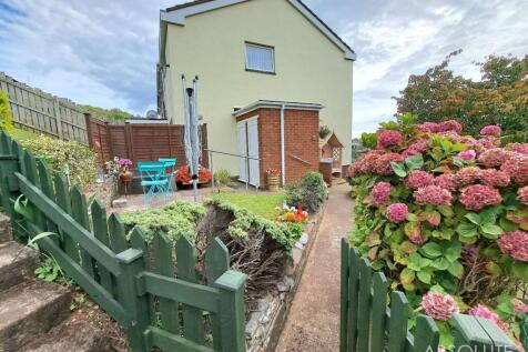 Side and garden