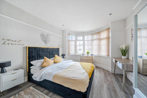 1372724-17-68fb6c...