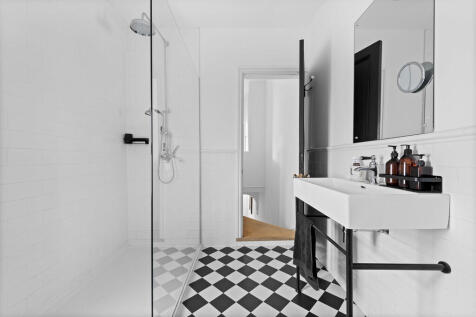 34 Westminster Rd...