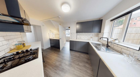 8-bed semi-detached on £125pppw Church Street, Lenton, Nottingham, £4,333/mo