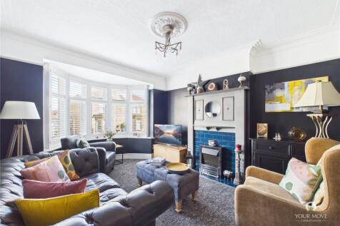Living Room Pic 1