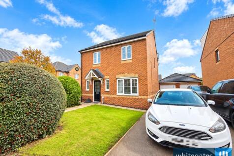 4-bed detached on Kingfield Road, Orrell Park, Merseyside, L9, £1,400/mo