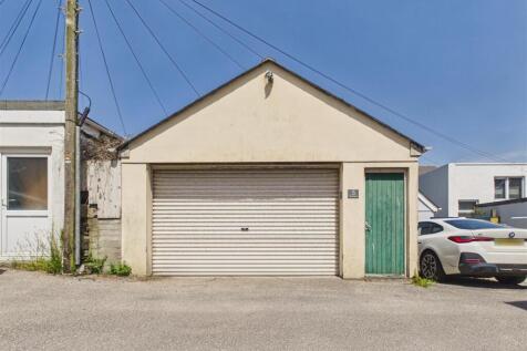Double Garage