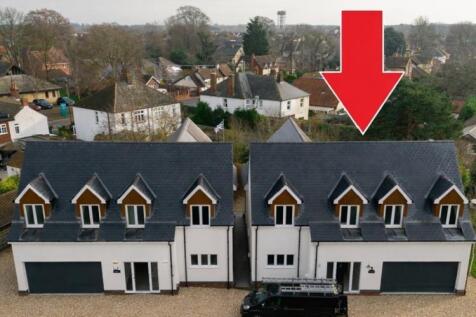 Cropped Poachers Cottage