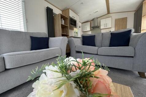 Carnaby Silverdale Living Room 620x515.jpg