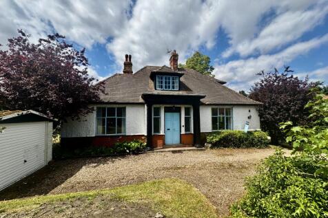 3 bedroom Semi Detached Bungalow for sale