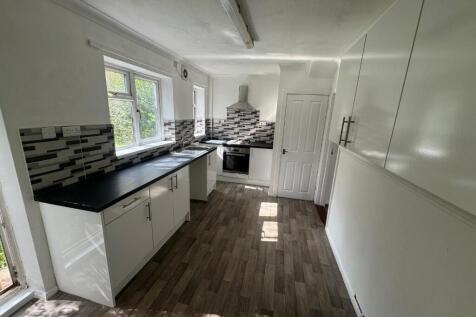 2 Eltham Close, Nottingham, Nottinghamshire, NG8 photo 3