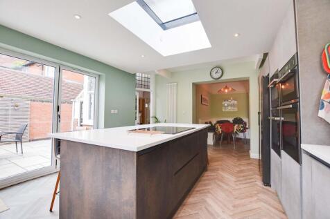 Extended Kitchen Breakfast Room