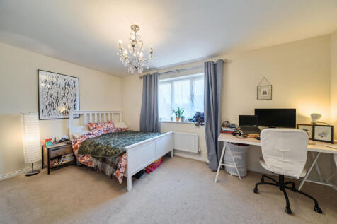 1372602-7-69145c1...